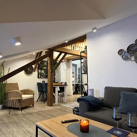 Beyond Staying Loft 23 Frei Stehende Badewanne Apartment *